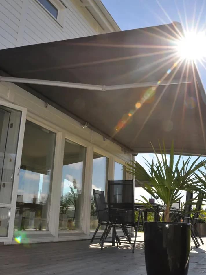 Senhorita-casa-RJ-Toldo-sob-medida-braço-articulado-3