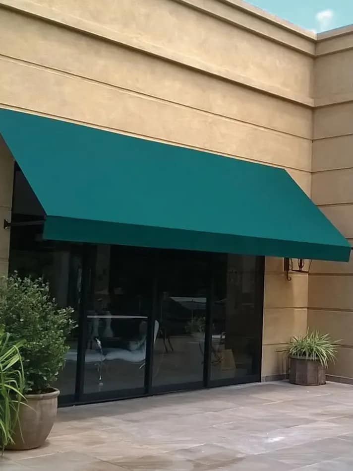 Senhorita-casa-RJ-Toldo-sob-medida-braço-reto-2