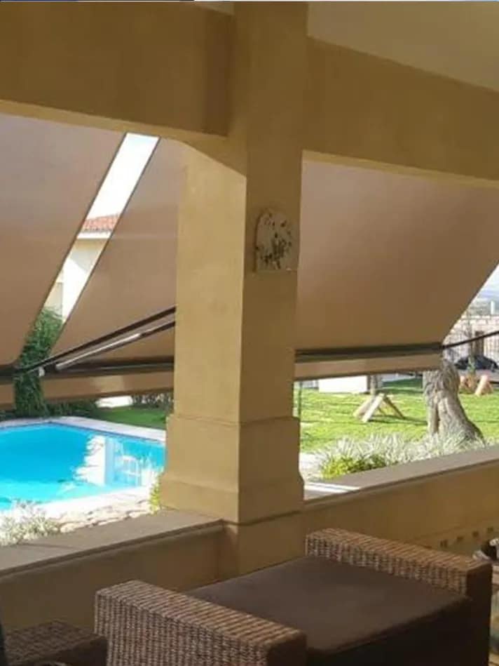 Senhorita-casa-RJ-Toldo-sob-medida-braço-reto-6