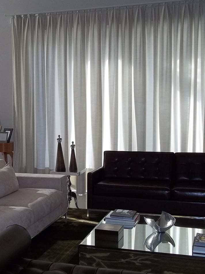 Senhorita-casa-RJ-cortina-sob-medida-de-tecido-prega-femea-3