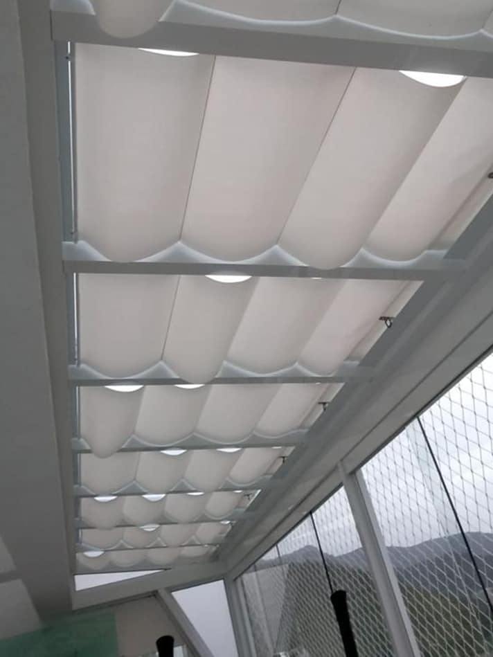 Senhorita-casa-RJ-cortina-sob-medida-de-tecido-romana-de-teto-1